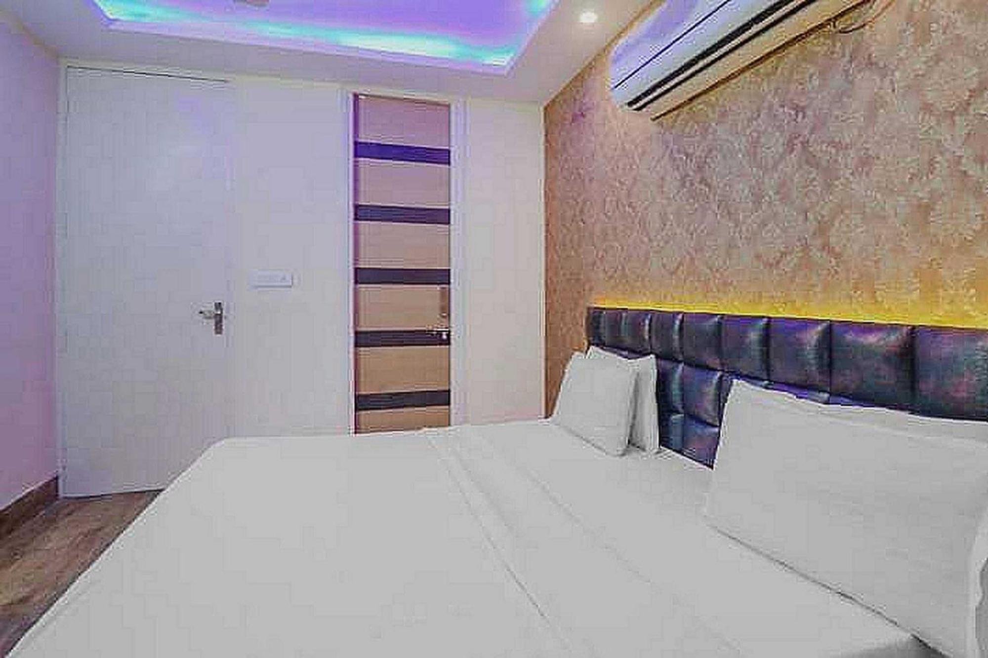 Super Hotel O Vivaan Residency Rohtak Kültér fotó