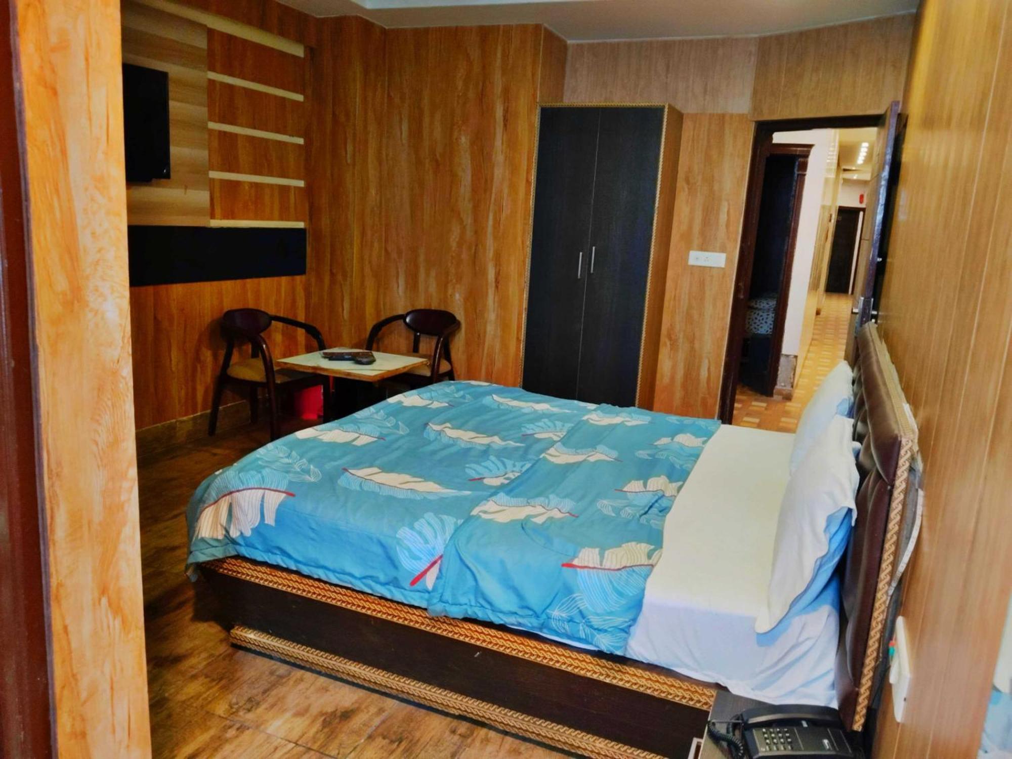 Super Hotel O Vivaan Residency Rohtak Kültér fotó